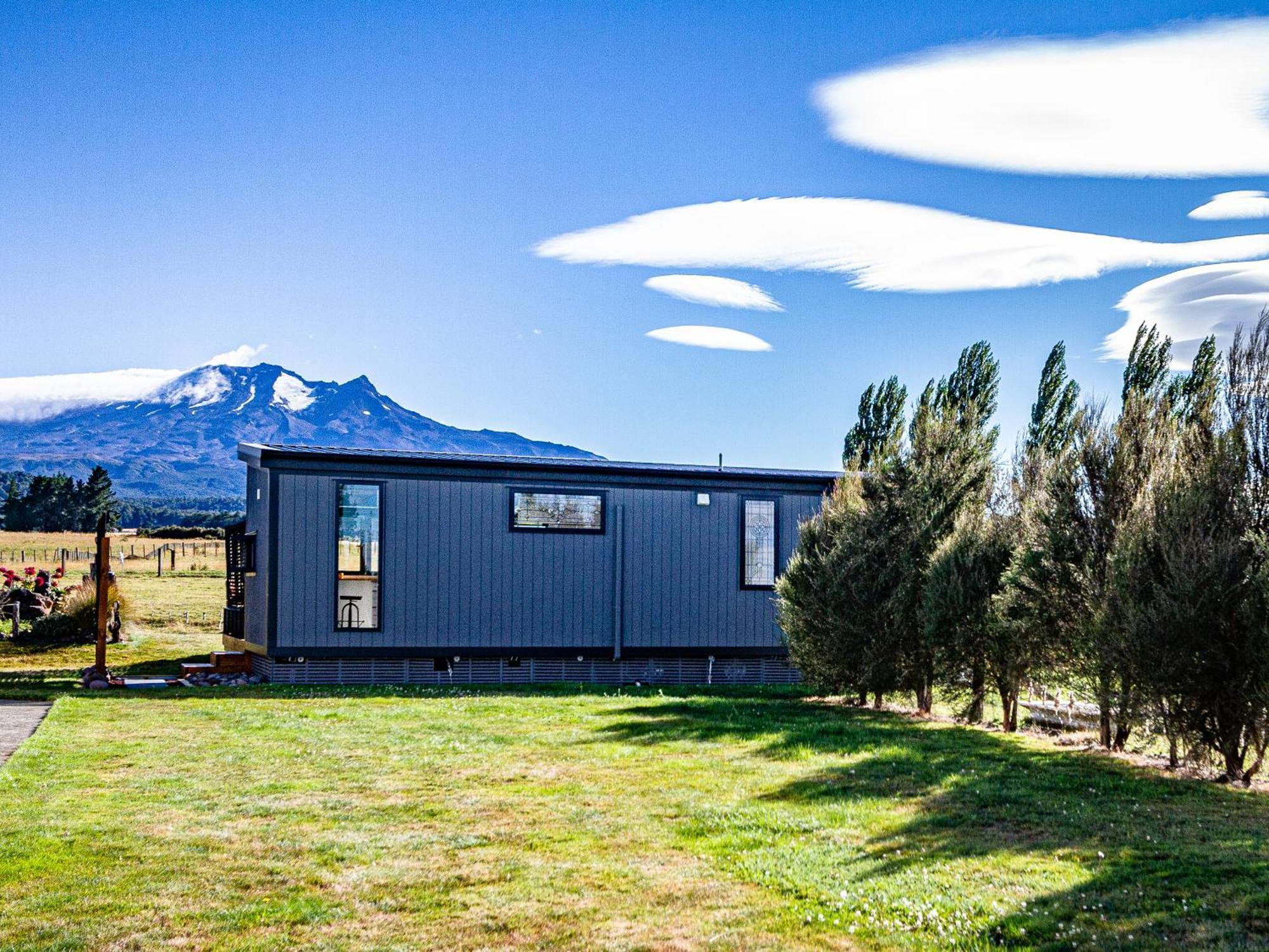 Mangateitei Views - Rangataua Tiny Home Ohakune Exterior foto